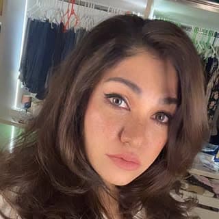 Tulsi Kumar 🧿