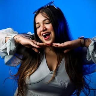 Aishwarya Tapadar | Lifestyle,Fashion & Travel Influencer