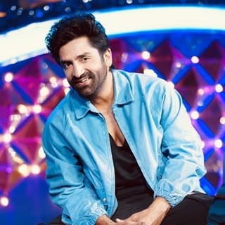Sekhar Vulli Vj